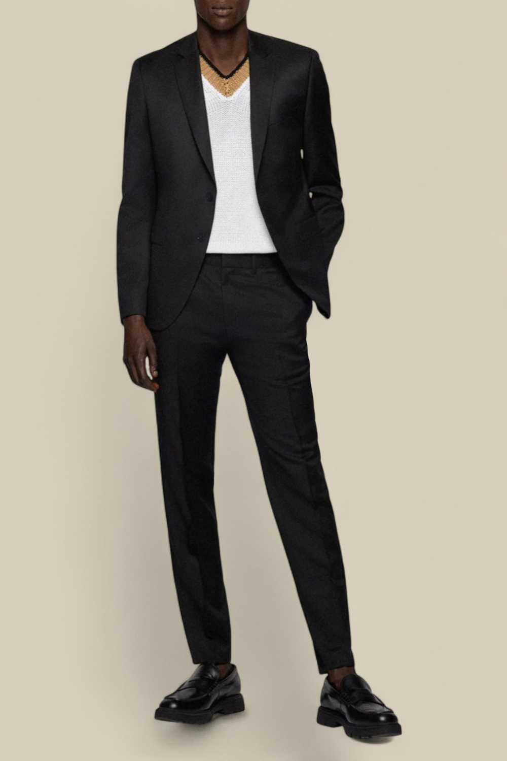 תמונת כל הלוק של מכנסיים ארוכים מחוייטים אקסטרה סלים